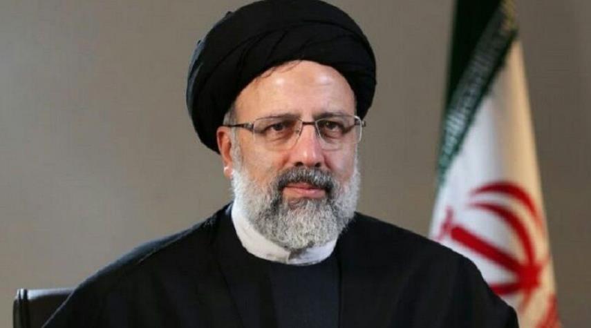 الرئيس الايراني المنتخب يستقبل عددا من الوزراء والمسؤولين