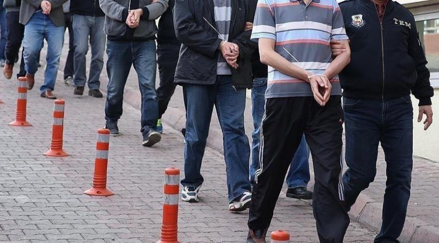 تركيا تعتقل 134 شخصا من اتباع غولن