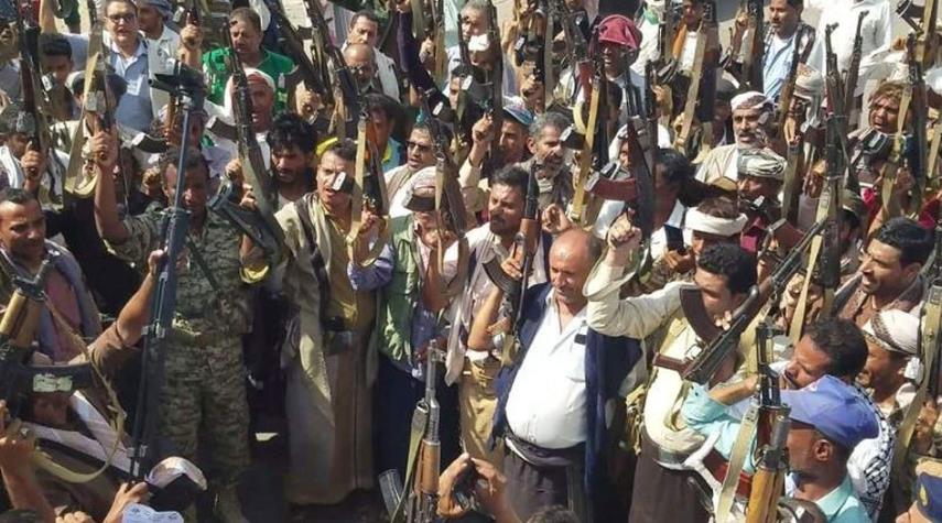 اليمن.. وقفة مسلحة في باجل بالحديدة تنديدا بإستمرار جرائم العدوان