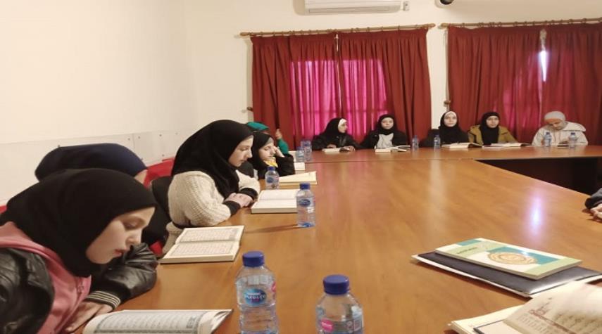 عقد دورة "أحباب القرآن" في بلدة "شمسطار" اللبنانية 