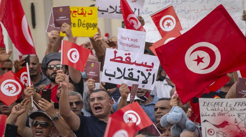 احزاب تونسية تعلن الانتقال من المعارضة الى المقاومة