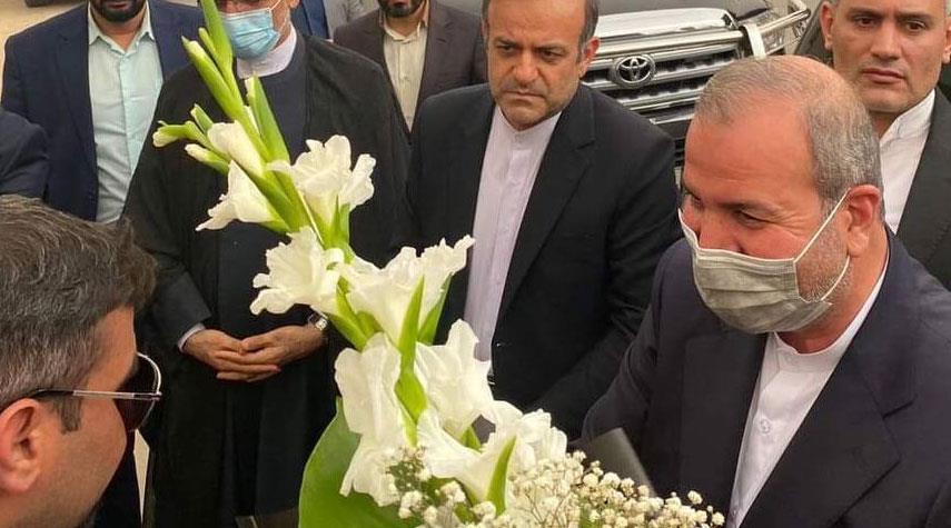 بالصور..السفير الإيراني الجديد يزور موقع ارتقاء قادة النصر الشهداء قرب مطار بغداد