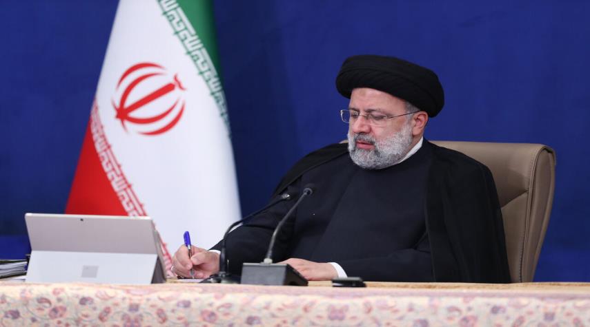 الرئيس الايراني يعزي بوفاة الشيخ خليفة بن زايد