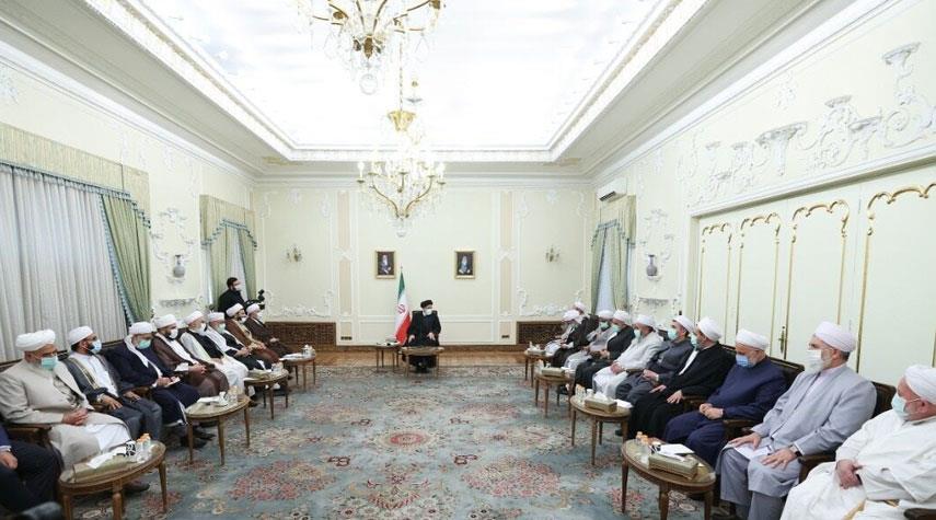 رئيسي: وحدة الشيعة والسنة تمثل استراتيجية للجمهورية الإسلامية الإيرانية