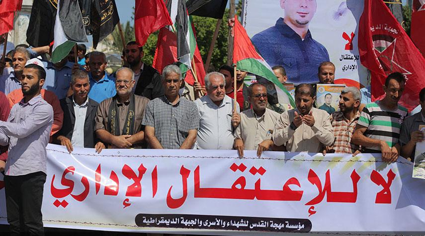 المعتقلون الإداريون يواصلون مقاطعة محاكم الاحتلال لليوم الـ 135