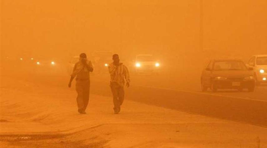 4 آلاف حالة اختناق في العراق جراء العاصفة الترابية