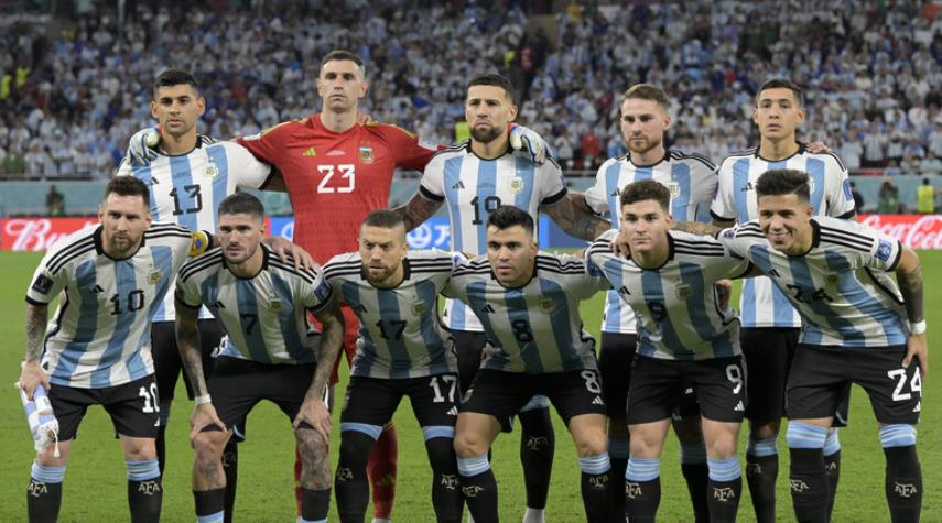 ضربة لآرجنتين قبل مواجهة هولندا في المونديال 