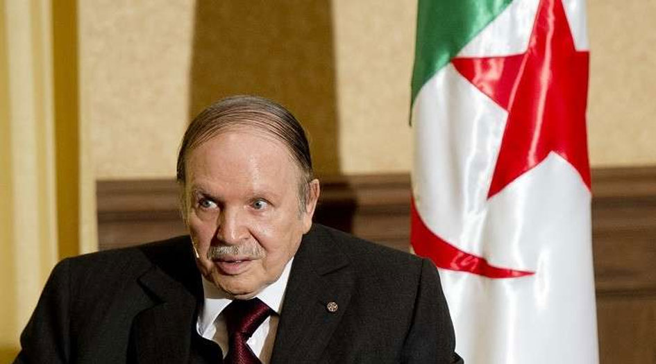 الرئيس الجزائري يعزل إثنين من كبار قادة الجيش