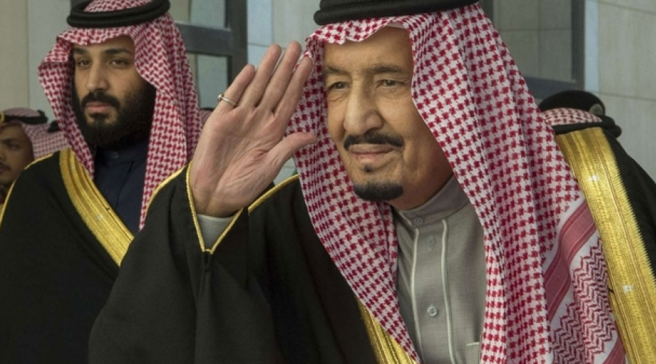 السعودية: إقتراض ۱۲ مليار دولار بعد تجميد طرح أرامكو