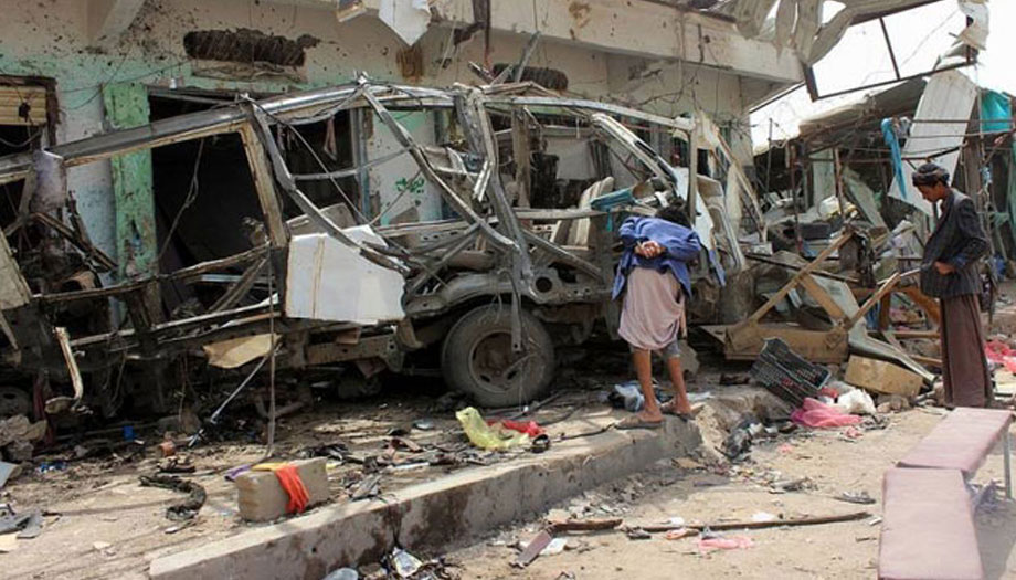 رايتس ووتش: قصف التحالف لحافلة الأطفال باليمن جريمة حرب 