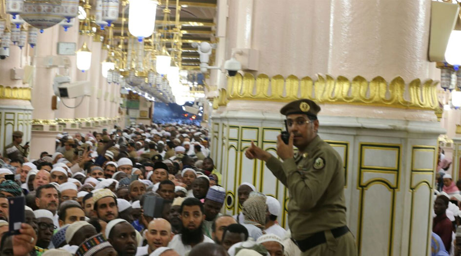 إطلاق نار في المسجد النبوي بالمدينة المنورة