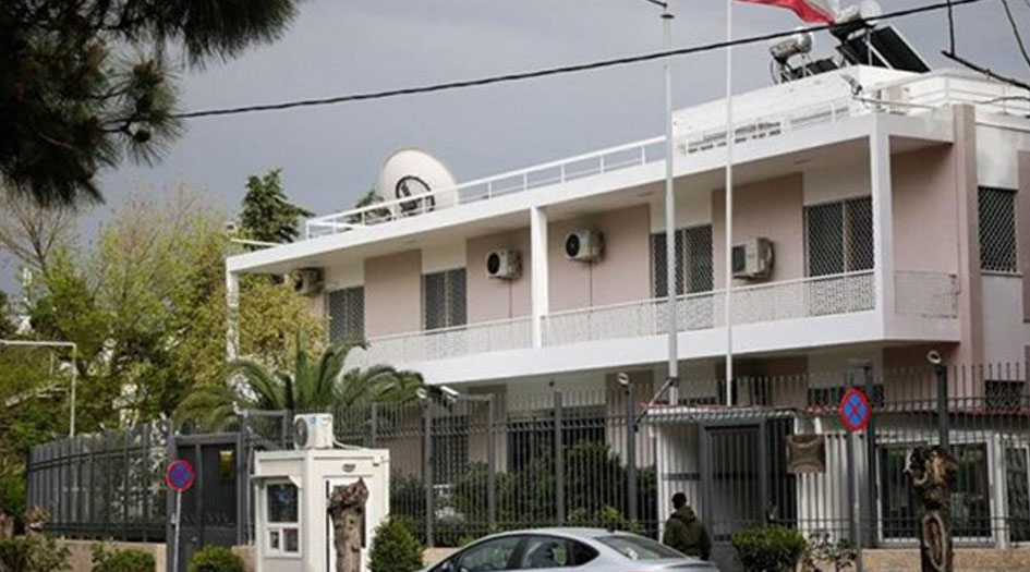 الاعتداء على السفارة الايرانية يؤدي الى إقالة ضابط في الشرطة اليونانية 
