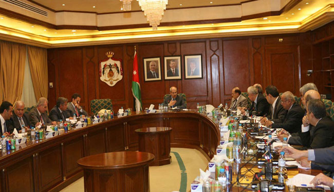 الحكومة الأردنية تقر قانون ضريبة الدخل تمهيدا لرفعه لمجلس النواب