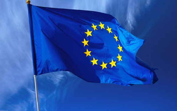 وزراء مالية منطقة اليورو يحذرون ايطاليا من انتهاك قوانين الاتحاد الاوروبي للميزانية