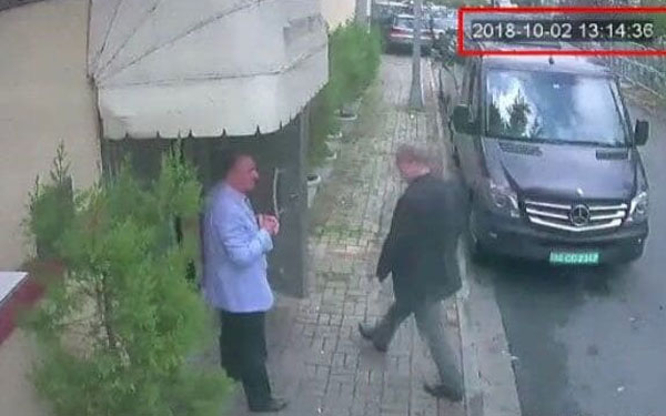 واشنطن بوست تنشر صورة قيل انها لخاشقجي لحظة دخوله القنصلية السعودية
