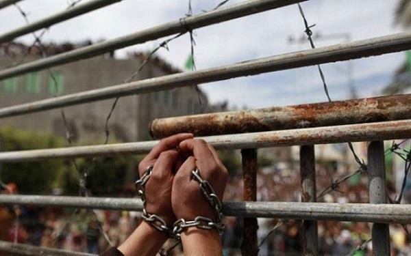 استشهاد أسير فلسطيني في سجون الإحتلال