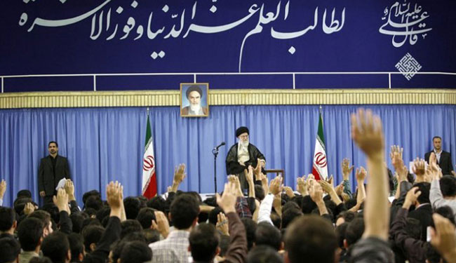 قائد الثورة: اميركا هزمت مرارا امام ايران على مدى 40 عاما