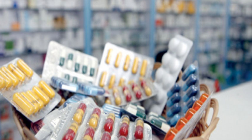 ايران تزيح الستار عن 6 أدوية مصنعة محلياً