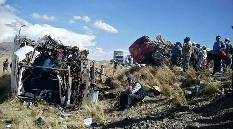 مقتل 17 شخصا بحادث مرور في بوليفيا