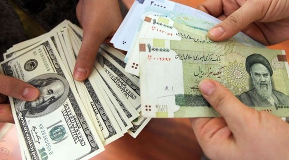 المركزي الايراني ينجح في خفض أسعار العملات الاجنبية