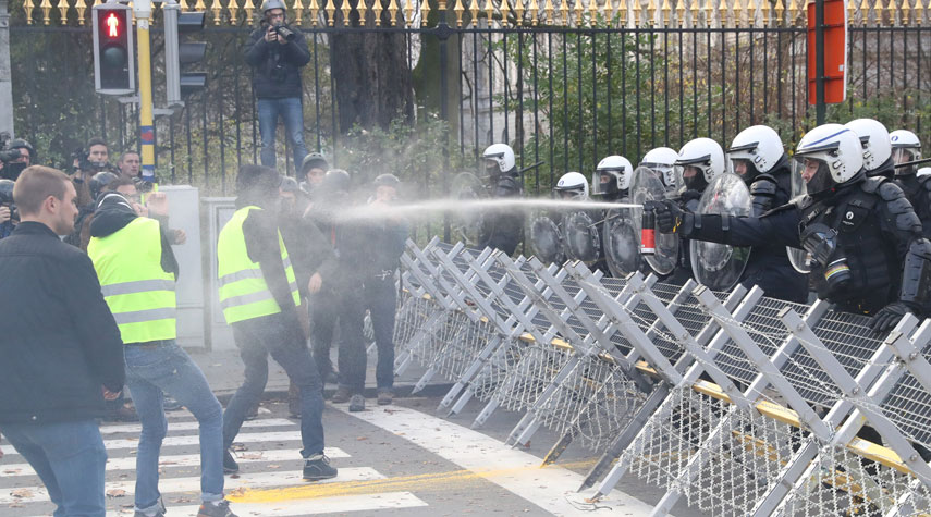 بلجيكا تعتقل 50 متظاهراً من السترات الصفراء في بروكسل