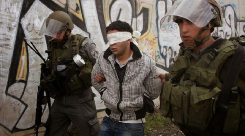 الاحتلال يعتقل 11 فلسطينيا بالضفة بينهم "محرر ضرير"