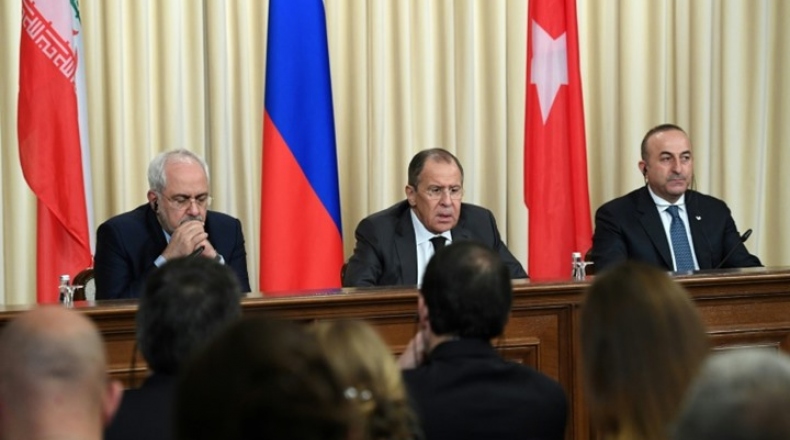 اتفاق ايراني روسي تركي على أسس عمل لجنة الدستور السورية