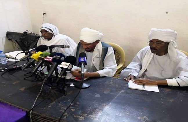 الصادق المهدي: "الشعب السوداني يريد نظاما جديدا"