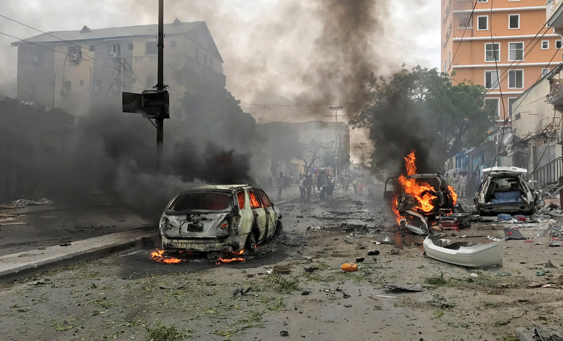 مقتل 6 أشخاص بتفجير هزّ مقديشو