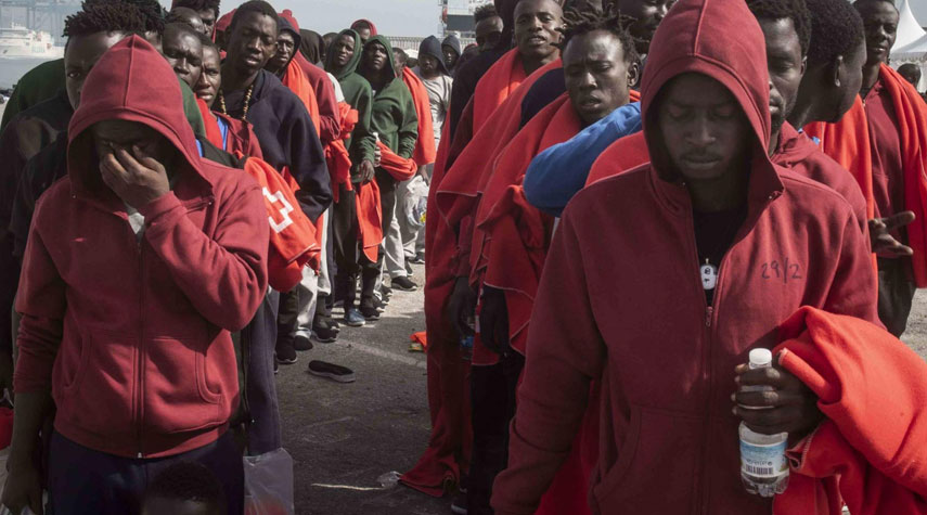 منظمة إسبانية تنقذ مئات المهاجرين قبالة سواحل ليبيا