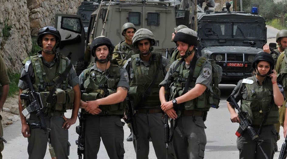 قوات الاحتلال تحتجز وزيراً فلسطينياً شرقي رام الله