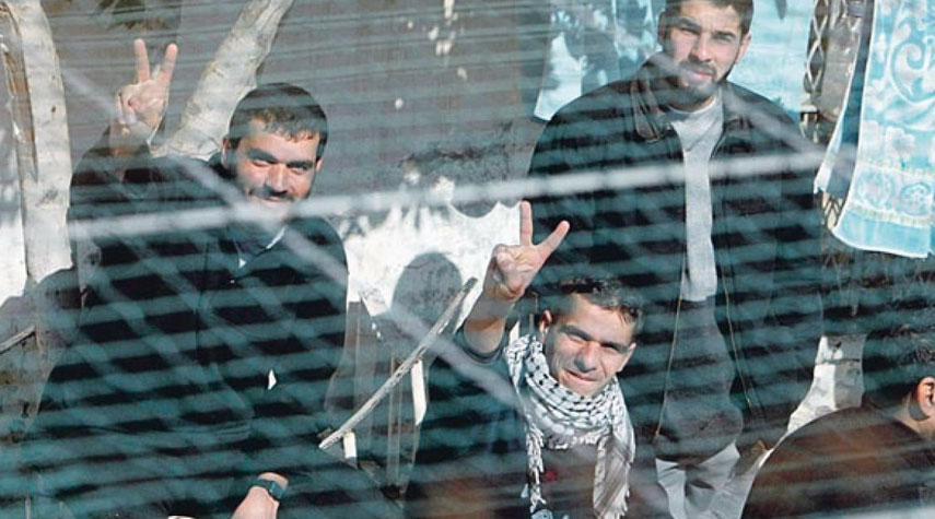 6 الآف معتقل فلسطيني و23 معتقلاً عربياً في السجون الاسرائيلية