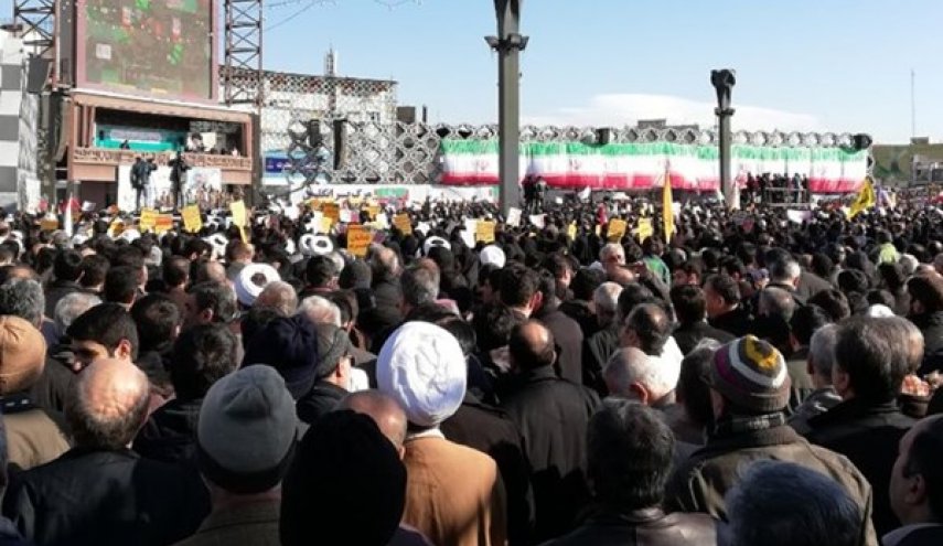 مسيرات تجديد الولاء تنطلق في طهران والمدن الايرانية