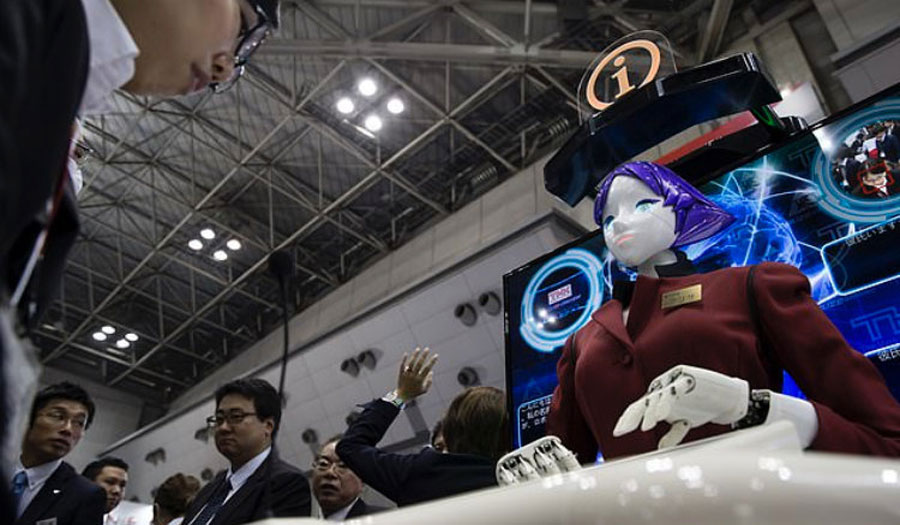 اليابان تنشر روبوتات ناطقة في مترو الأنفاق