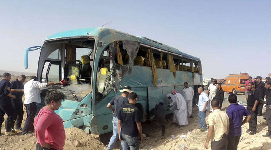 مقتل 5 أشخاص بحادث سير في مصر