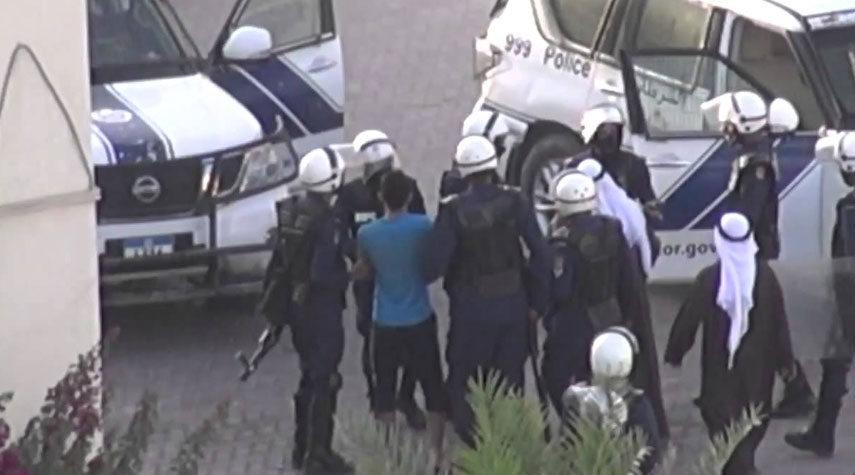 قوات الامن البحرينية تداهم المنازل وتعتقل مواطنين في الدراز