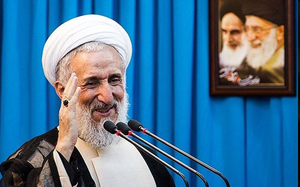 خطيب جمعة طهران: نواجه حربا اقتصادية عالمية سنتغلب عليها
