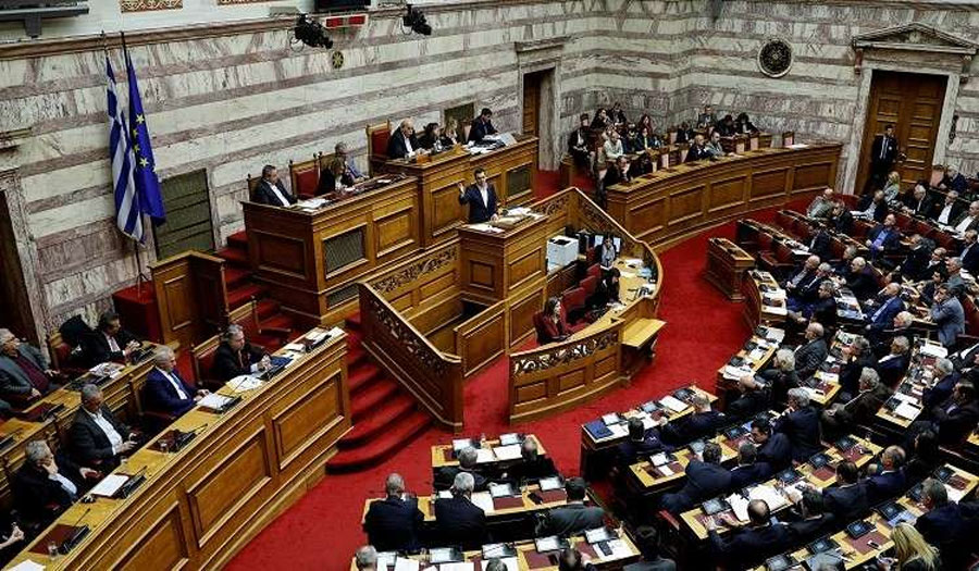 البرلمان اليوناني يقرر تغيير اسم مقدونيا
