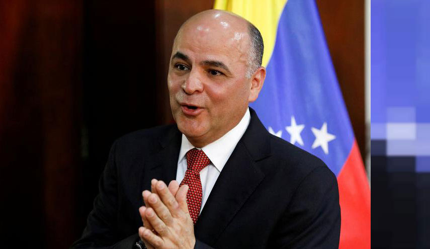 وزير فنزويلي يتهم الولايات المتحدة بالتآمر على بلاده 
