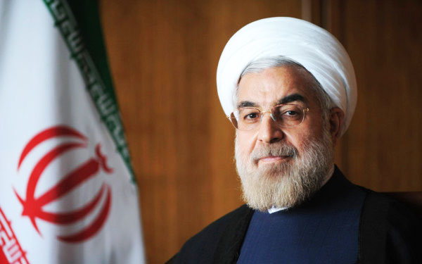 الرئيس روحاني يؤكد دعم طهران للحكومة الشرعية في فنزويلا