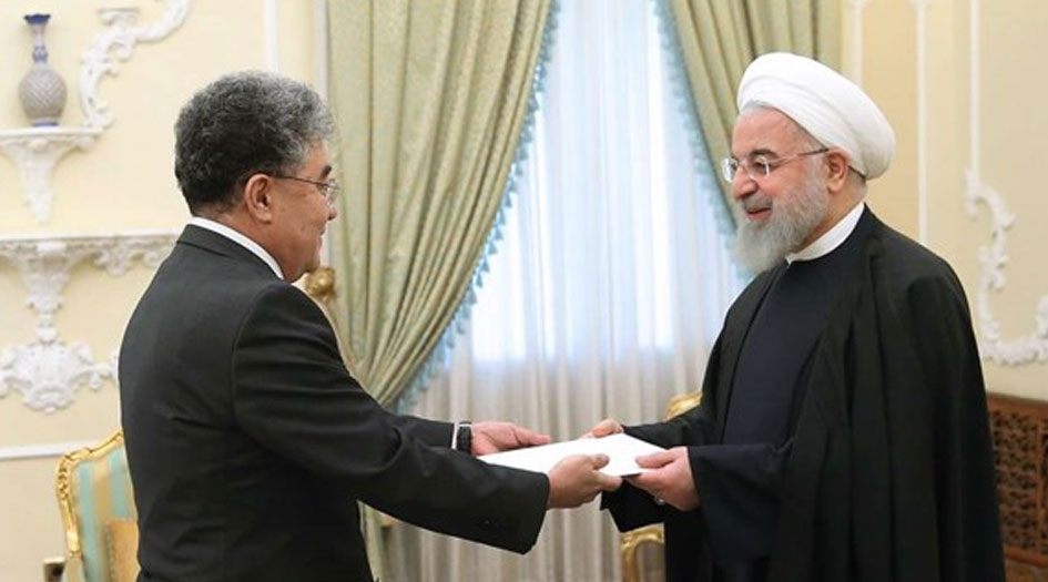 روحاني يشيد باستضافة كازاخستان للمفاوضات النووية والسورية