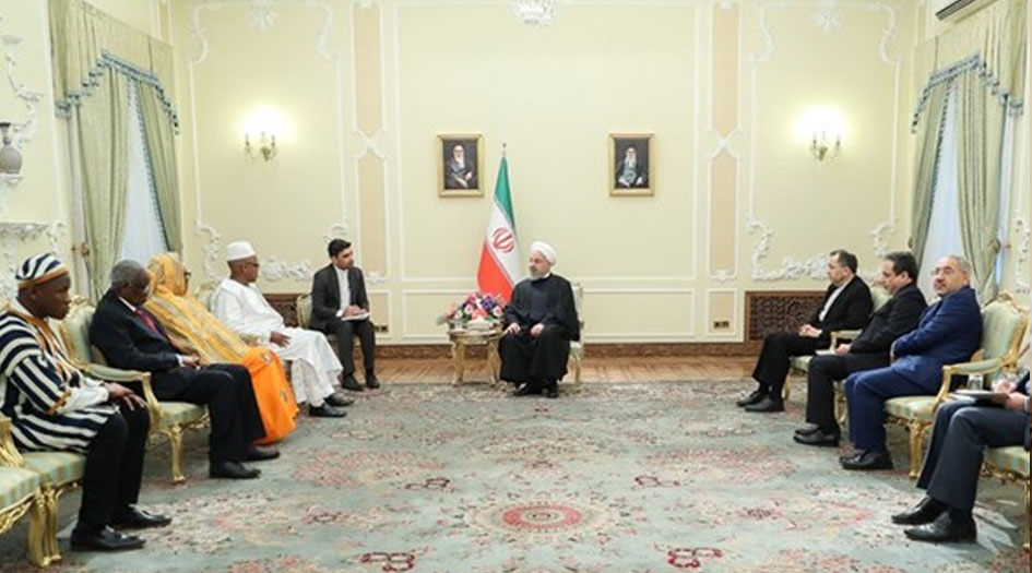 روحاني يؤكد الأستعداد تطوير التعاون مع سيراليون