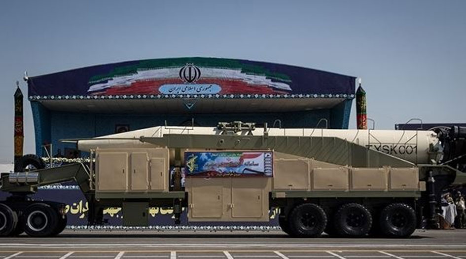 بالصور..تزويد أحدث الصواريخ الباليستية الايرانية برأس حربي موجه
