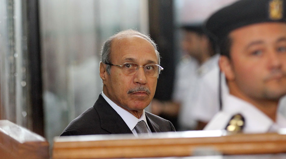 مصر تعيد محاكمة وزير داخلية مبارك مرة اخرى
