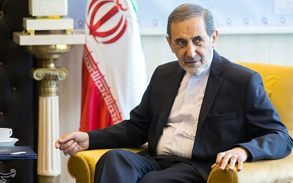 ولايتي يؤكد ان كرامة الشعب الايراني ركيزة السياسة الخارجية