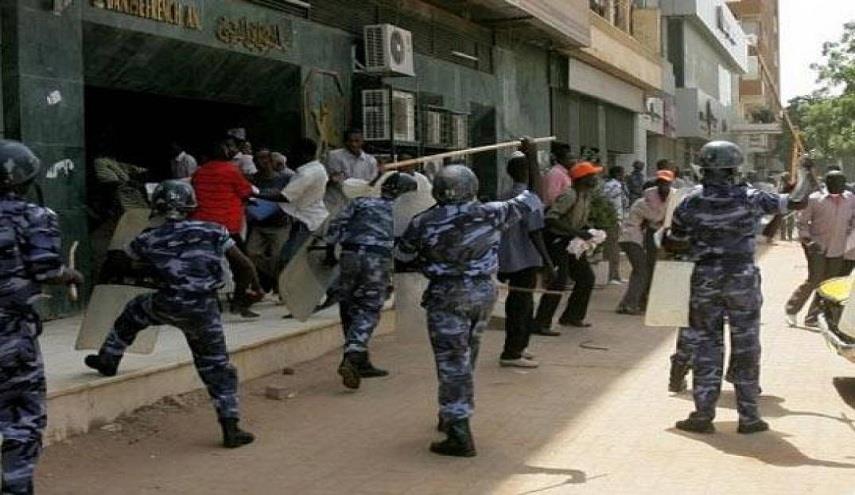 اعتقال 14 أستاذا جامعيا من قبل الأمن السوداني