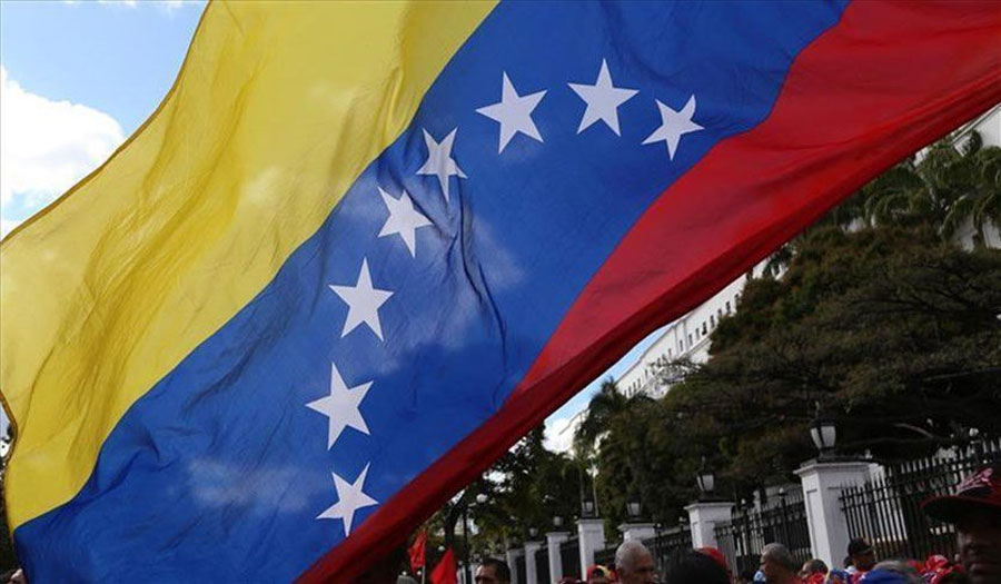 فنزويلا تغلق حدودها البحرية وسط تأهب الجيش
