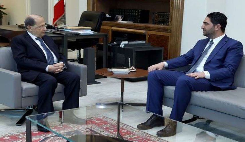 الرئيس اللبناني يستغرب من مواقف دول تمنع اعادة النازحين السوريين