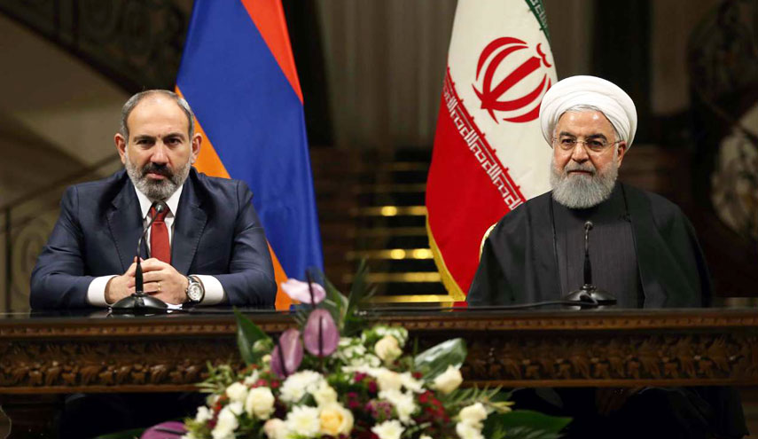 روحاني يشيد بمواقف ارمينيا تجاه الحظر الجائر ضد ايران