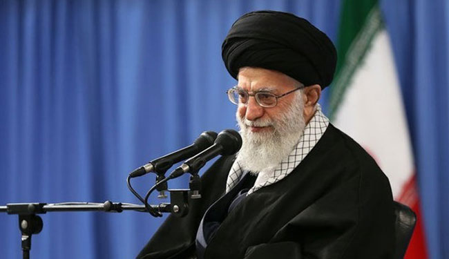 قائد الثورة يؤكد ان هدف الاعداء هو إحباط الشعب الايراني